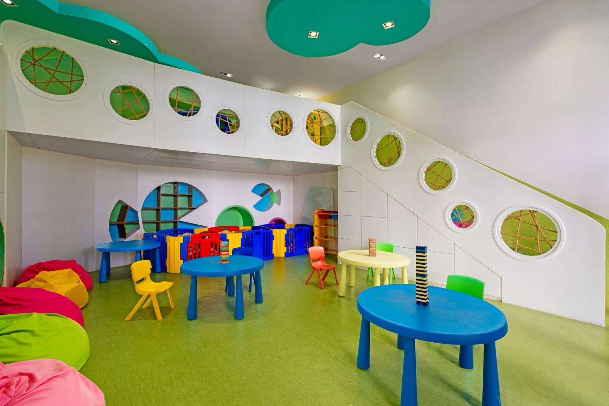 อาริยานา สมาร์ตคอนเทล ยาจาง Aparthotel ญาจาง ภายนอก รูปภาพ