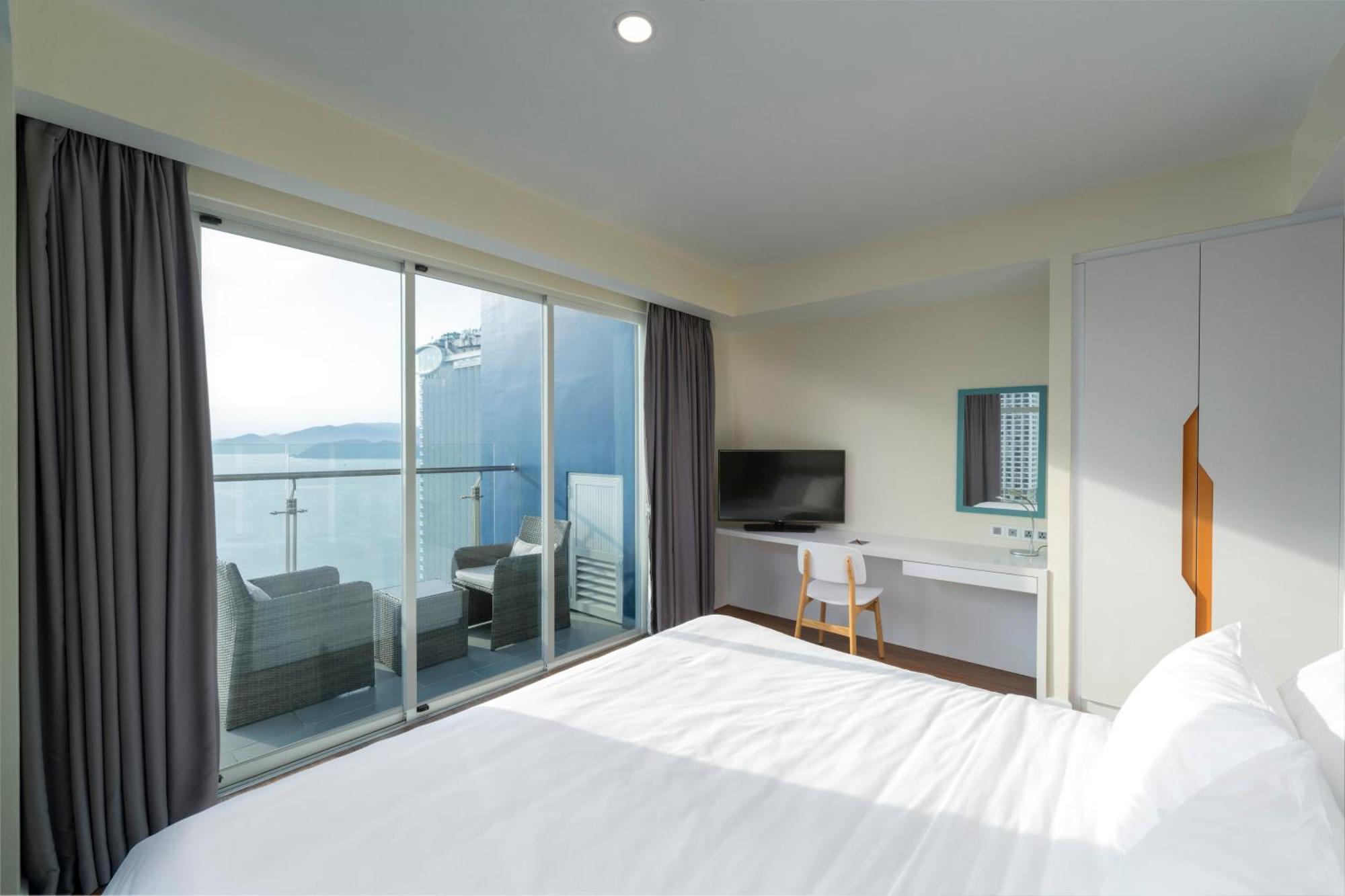 อาริยานา สมาร์ตคอนเทล ยาจาง Aparthotel ญาจาง ภายนอก รูปภาพ